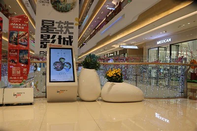 Cvjetni lonac od stakloplastike u obliku jaja